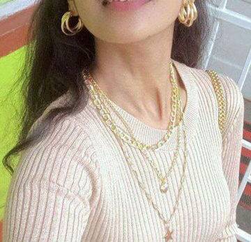 Nangi Selfie