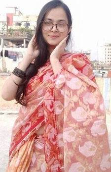 Nangi Selfie