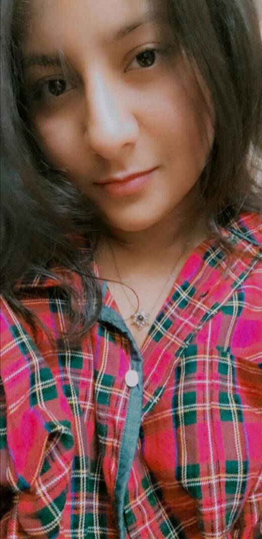 Nangi Selfie