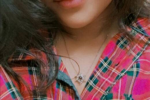 Nangi Selfie