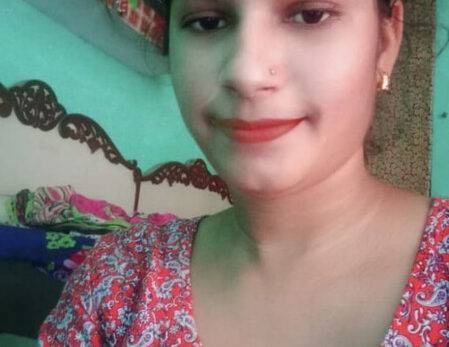 Nangi Selfie