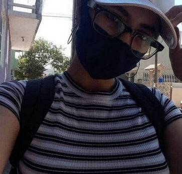 Nangi Selfie