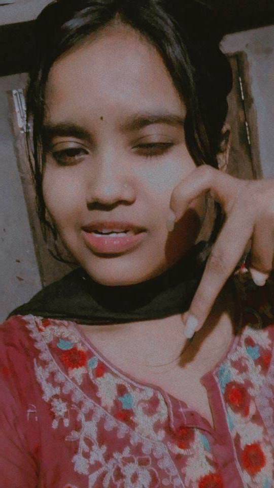 Nangi Selfie