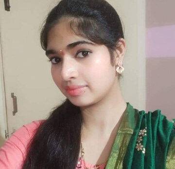 Nangi Selfie