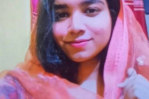 Nangi Selfie