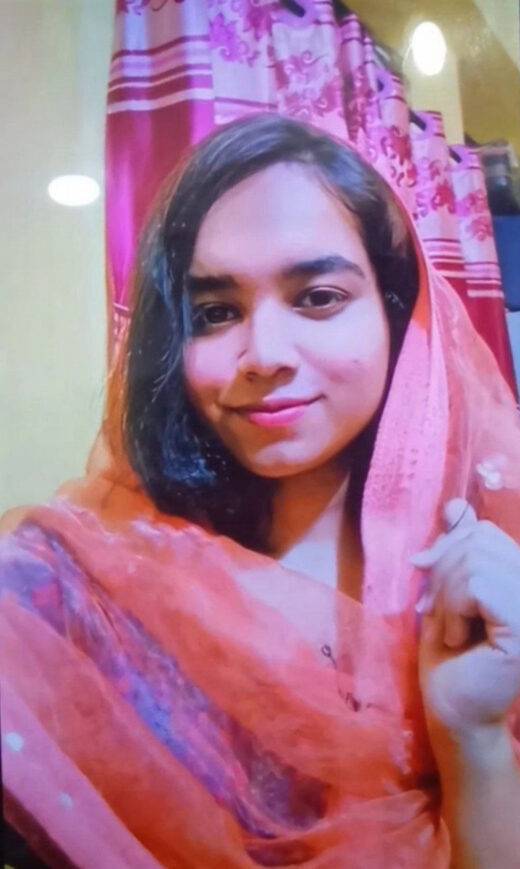Nangi Selfie