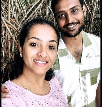 Nangi Selfie
