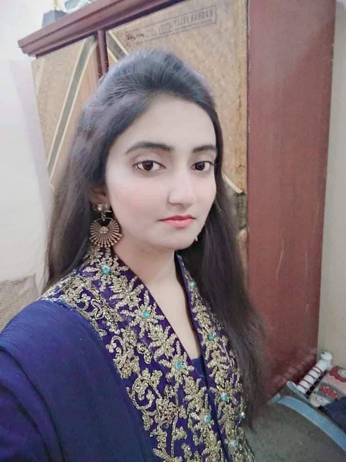 Nangi Selfie