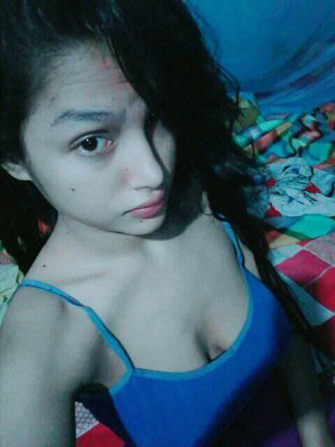 Nangi Selfie