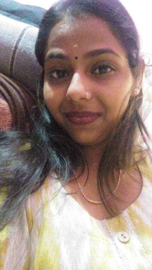 Nangi Selfie