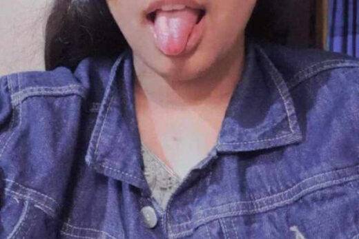 Nangi Selfie
