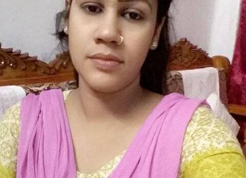 Nangi Selfie