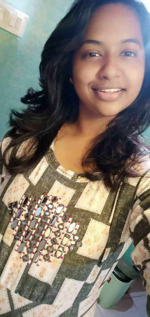 Nangi Selfie