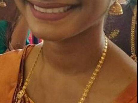 Nangi Selfie
