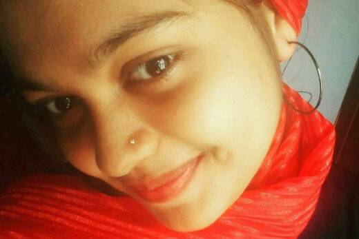Nangi Selfie