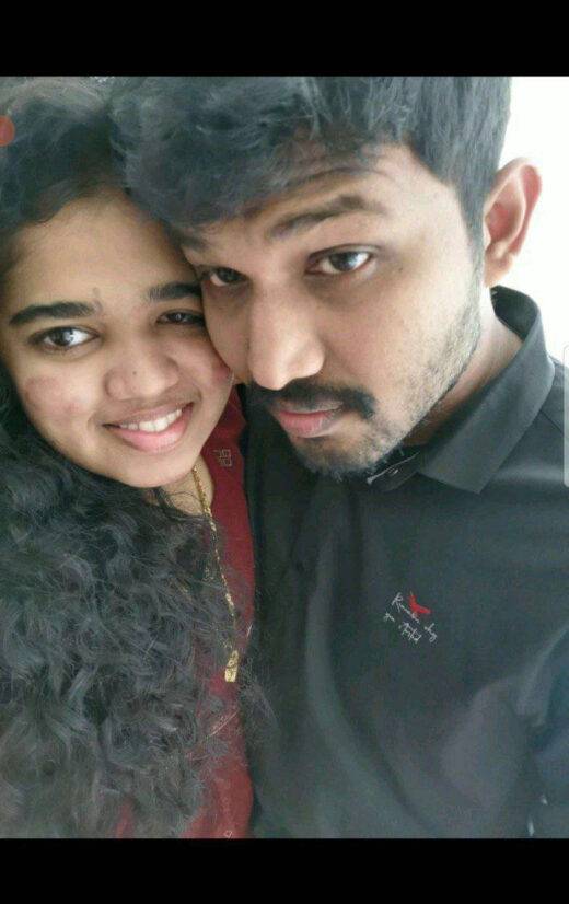 Nangi Selfie