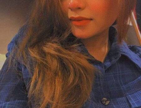 Nangi Selfie