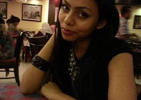 Nangi Selfie