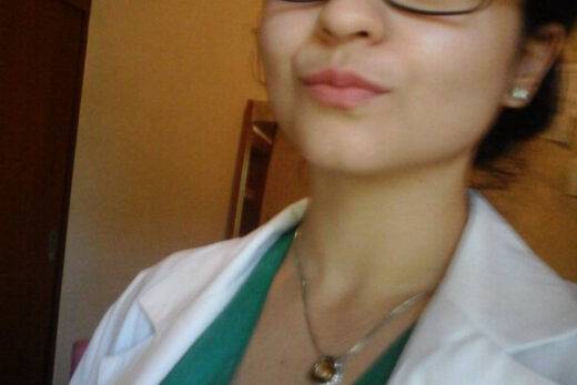 Nangi Selfie