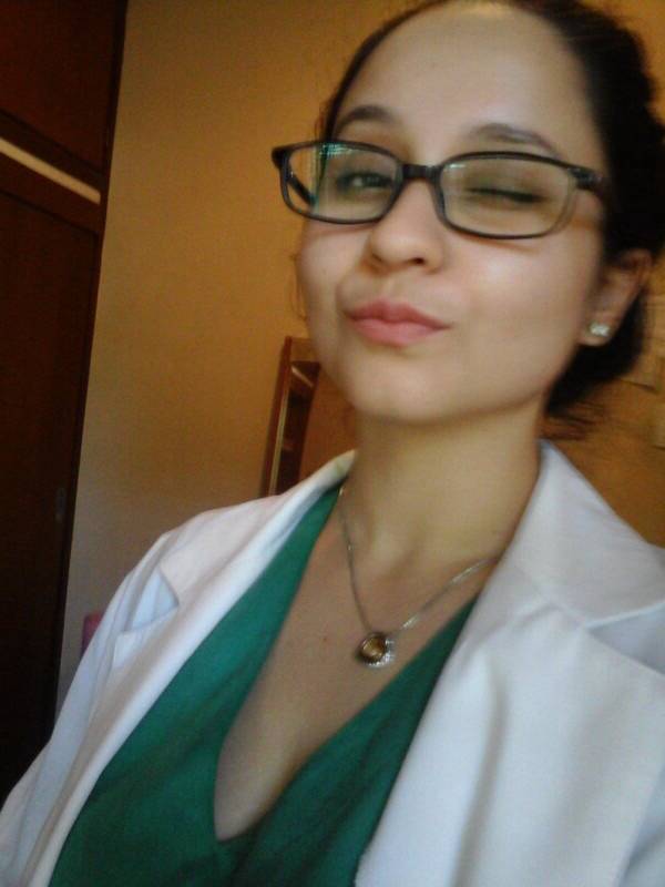 Nangi Selfie