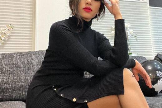 Nangi Selfie