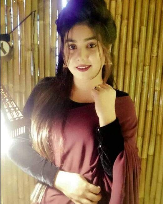 Nangi Selfie