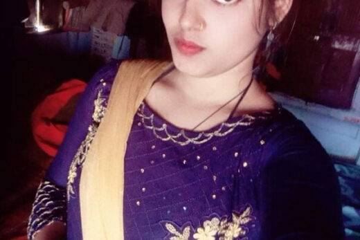 Nangi Selfie