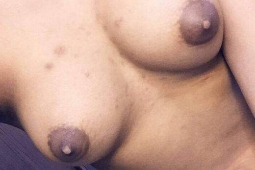 Nangi Selfie