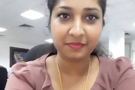 Nangi Selfie