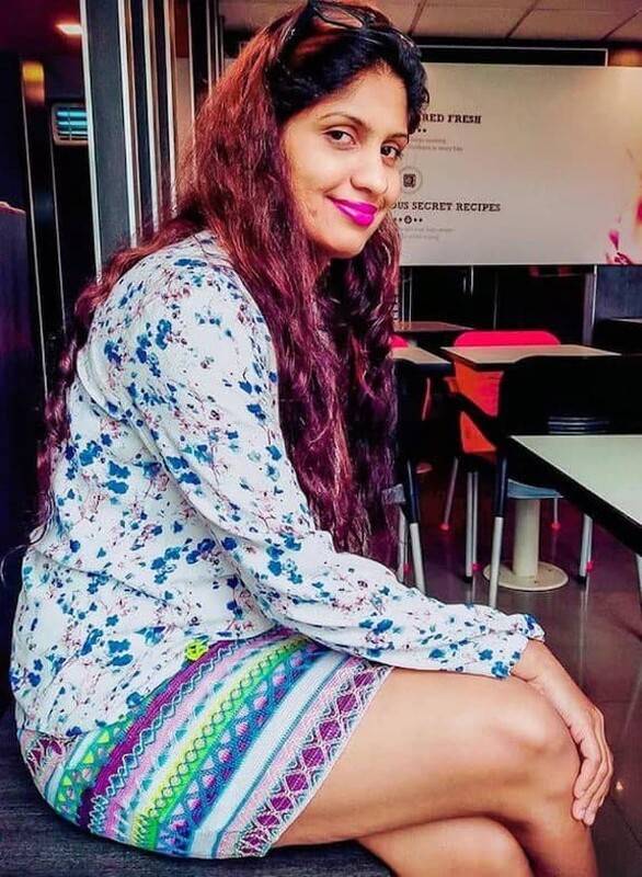 Nangi Selfie