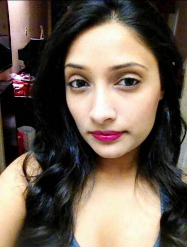 Nangi Selfie