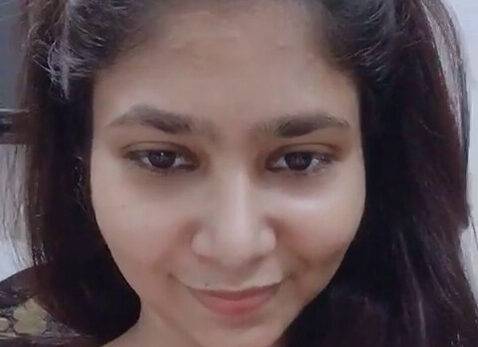 Nangi Selfie