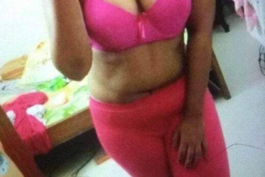 Nangi Selfie