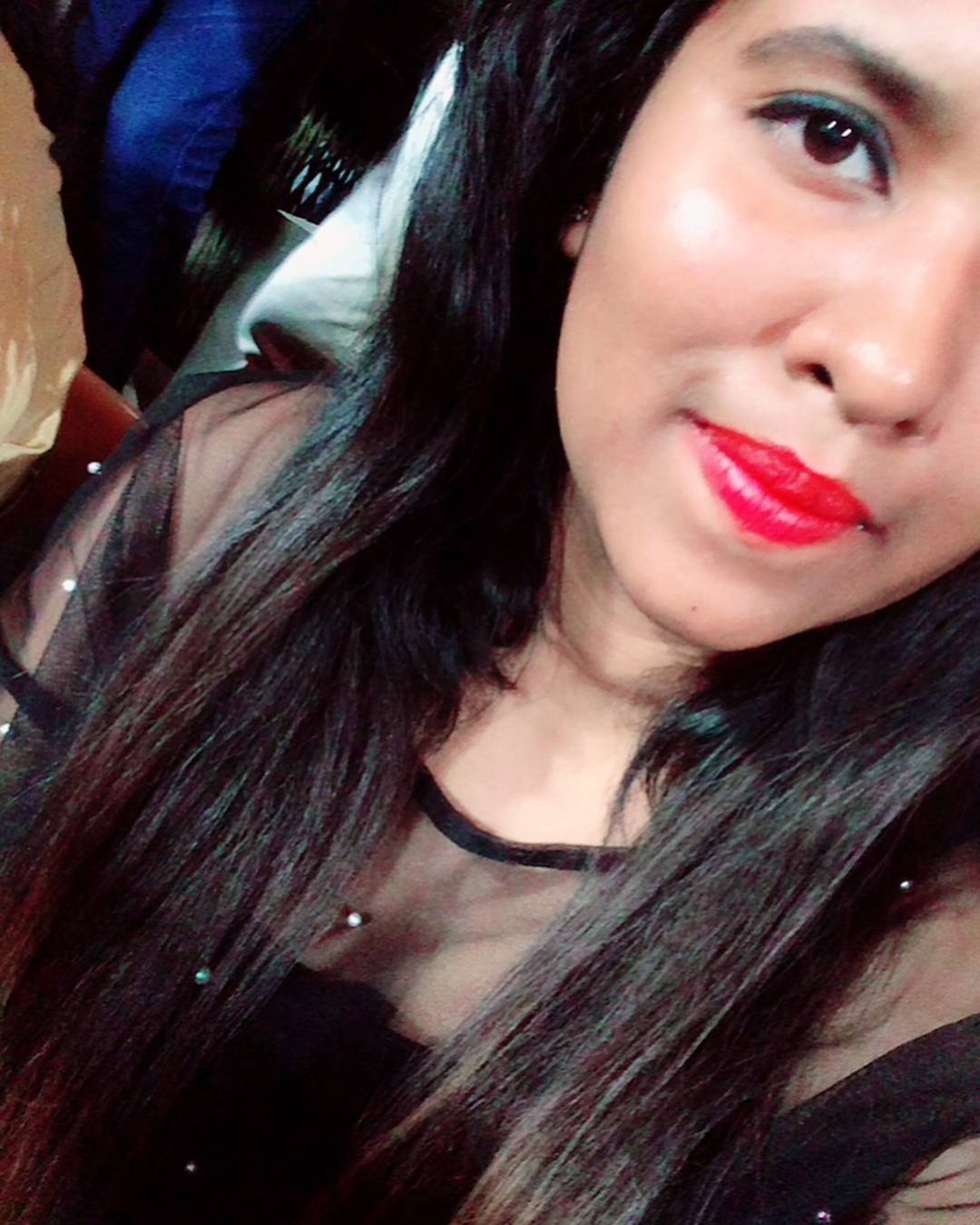 Nangi Selfie