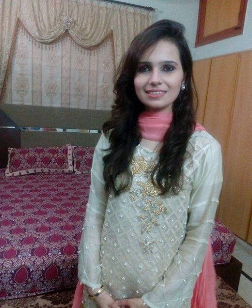 Nangi Selfie