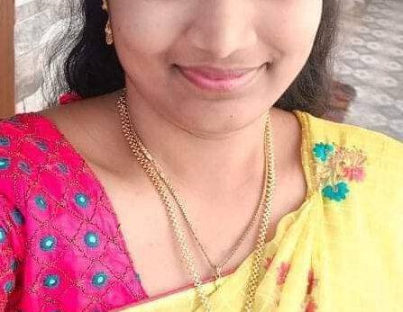 Nangi Selfie
