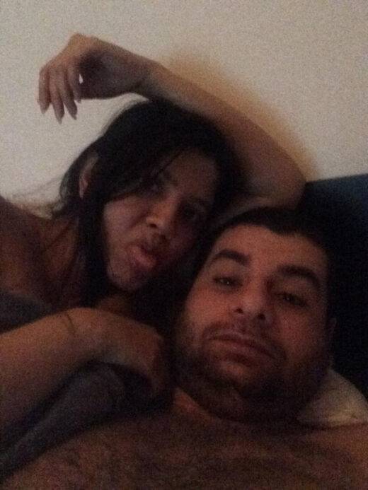Nangi Selfie