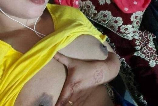 Nangi Selfie