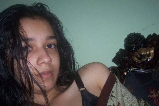 Nangi Selfie