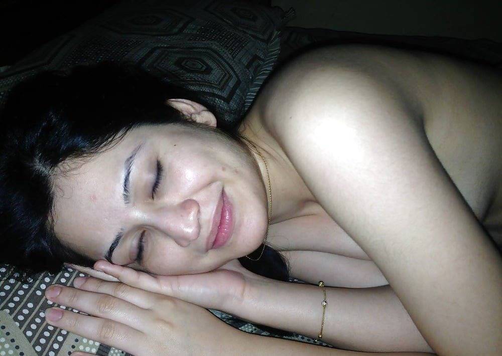 Nangi Selfie