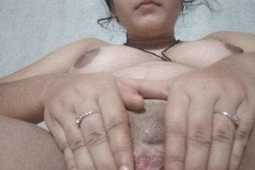Nangi Selfie