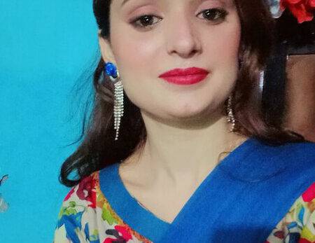 Nangi Selfie