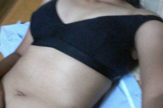 Nangi Selfie
