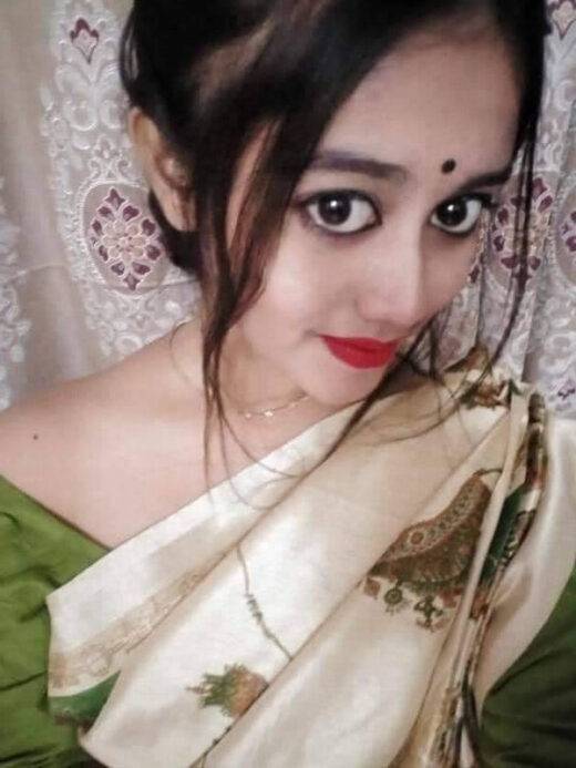 Nude Selfies