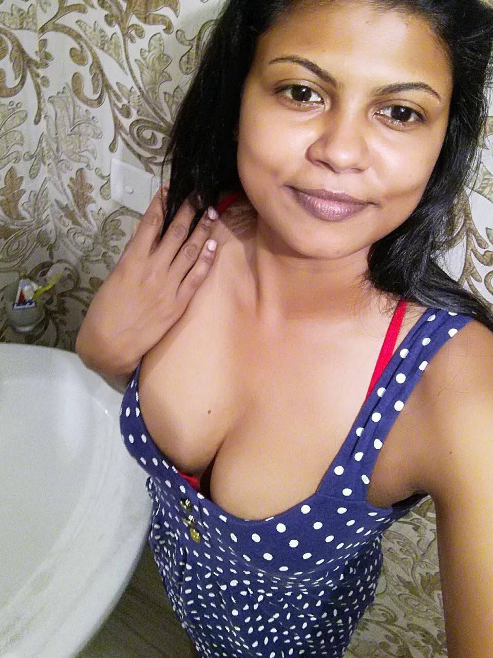 Nude Selfies