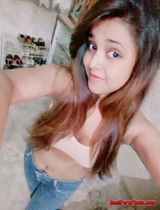 South Asian College Student Desi Porn Images Desixnxx Net