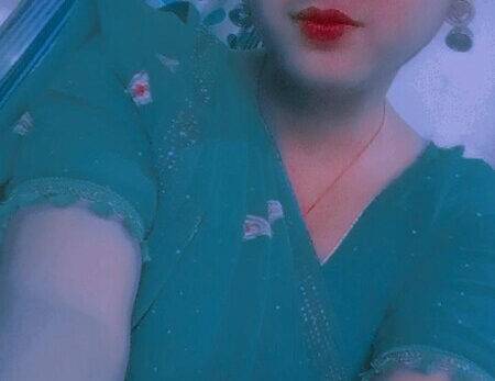 Village bhabhi striptease nangi dikhati hui selfies