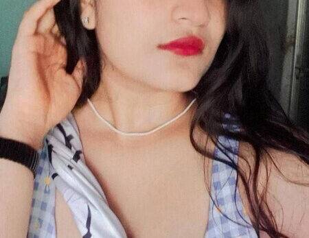 Huge ass sexy ladki nangi khule me chudai exclusive
