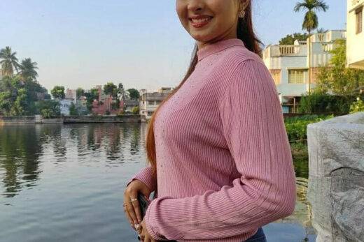 Nangi Selfie