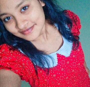 Nangi Selfie